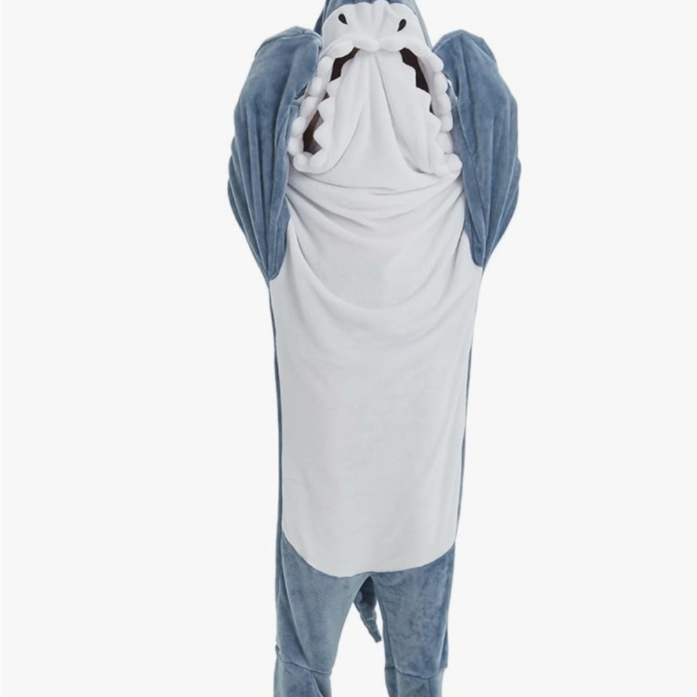 NWOT Shark Plush One Piece Oversized Footie Pajama Costume SZ XS Grey White - Picture 4 of 10